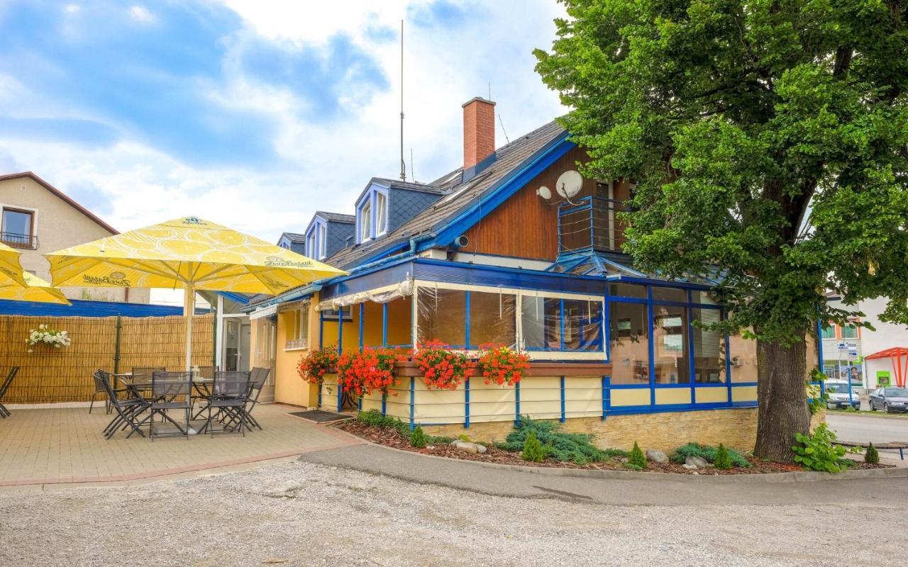 Penzion Kamenec Zakamenne Exterior photo