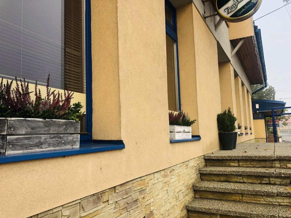 Penzion Kamenec Zakamenne Exterior photo